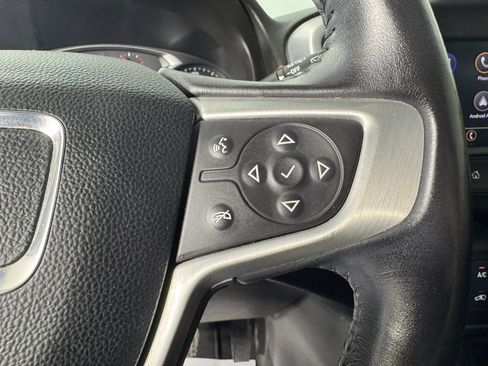 Used 2020 GMC Terrain SLE w/ Driver Convenience Package FWD image 16