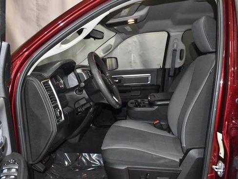 Used 2022 RAM 1500 Classic SLT image 13