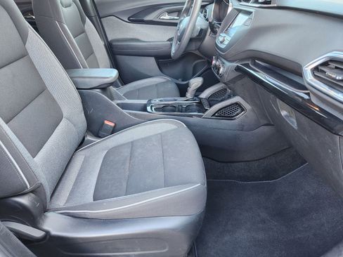 Used 2022 Chevrolet TrailBlazer LT image 17