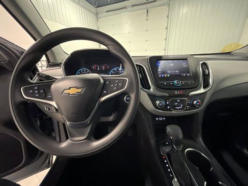 Used 2024 Chevrolet Equinox LS w/ Driver Confidence II Package image 34