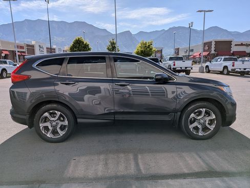 Used 2018 Honda CR-V EX image 2
