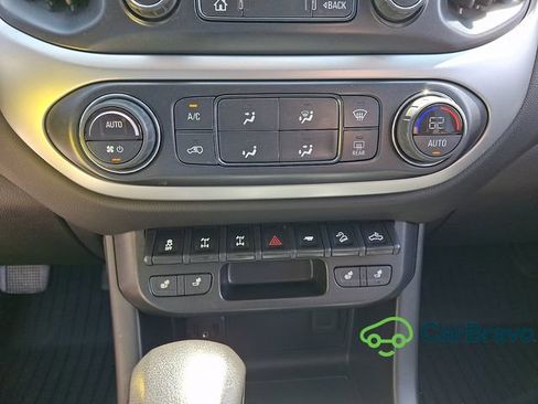 Certified 2022 Chevrolet Colorado ZR2 AWD/4WD image 16