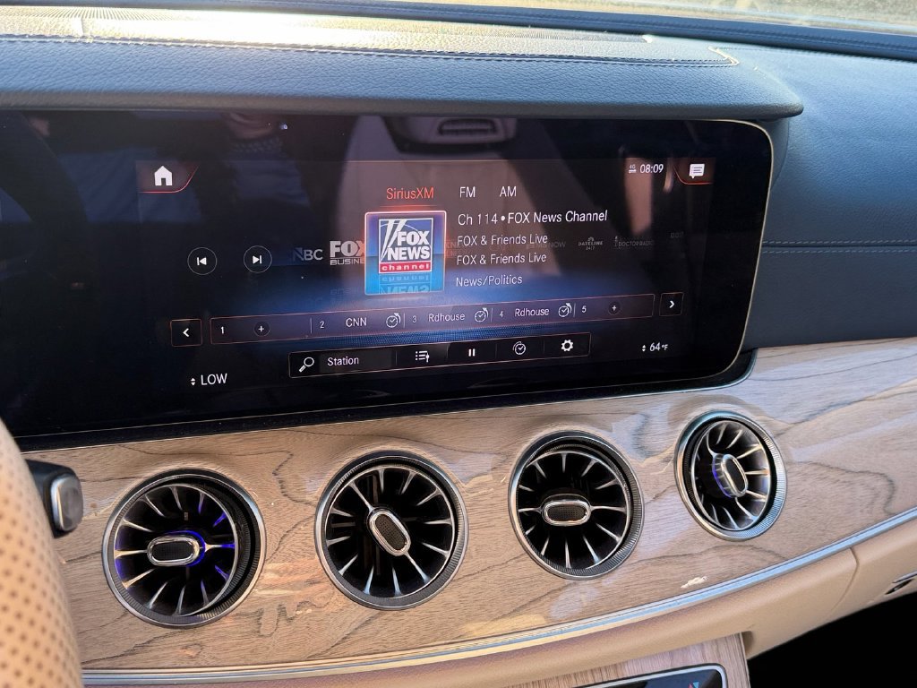 Used 2023 Mercedes-Benz E 450 4MATIC Cabriolet image 15