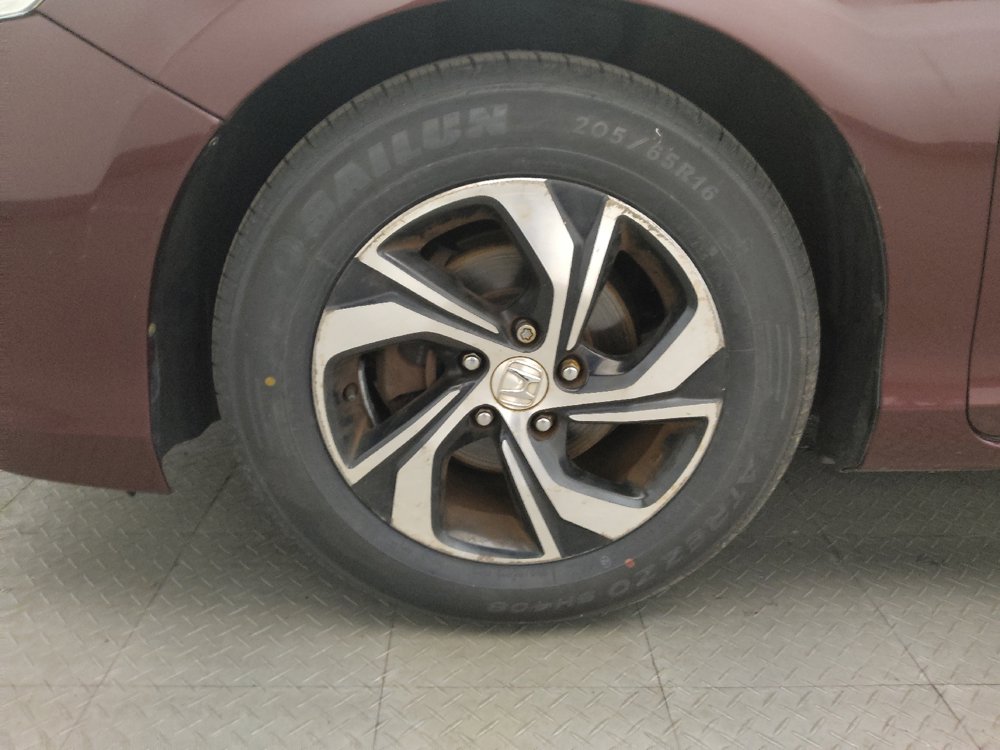 Used 2017 Honda Accord LX image 31