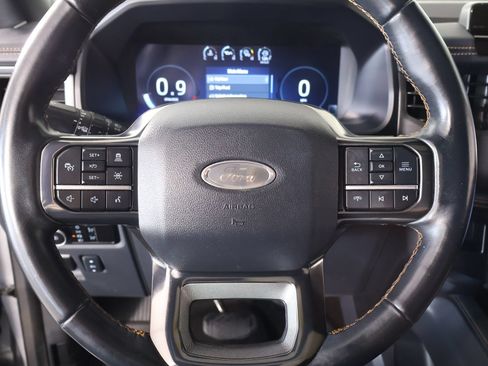 Used 2024 Ford Expedition Max Platinum AWD/4WD image 3