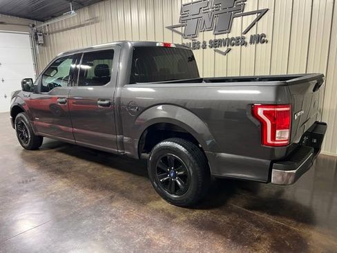 Used 2015 Ford F150 XLT image 5