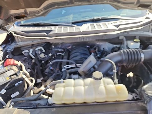 Used 2023 Ford F150 Lariat AWD/4WD image 2