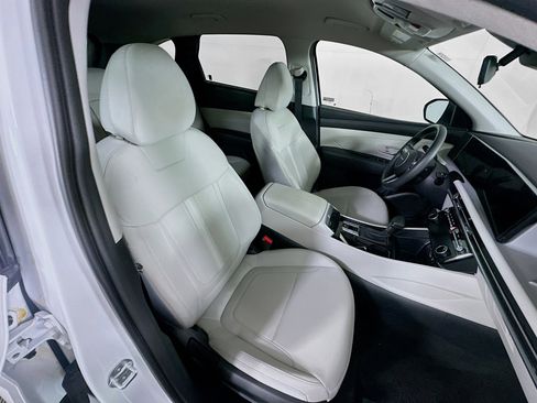 Used 2025 Hyundai Tucson SEL FWD image 31