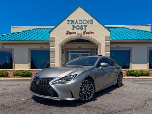 Used 2016 Lexus RC 200t RWD image 2
