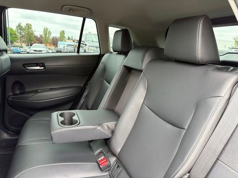 Used 2022 Toyota Corolla Cross XLE AWD/4WD image 30