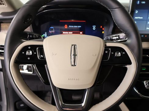 New 2026 Lincoln Corsair Grand Touring AWD/4WD image 3