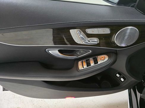 Used 2016 Mercedes-Benz C 350e Sedan image 25