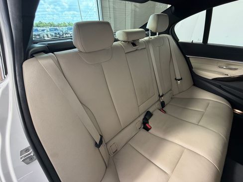 Used 2016 BMW 340i Sedan RWD image 33