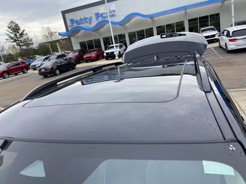 Used 2025 Honda Pilot Elite image 27