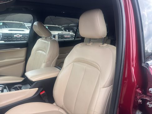 Used 2025 Jeep Grand Cherokee L Limited w/ Luxury Tech Group II AWD/4WD image 25