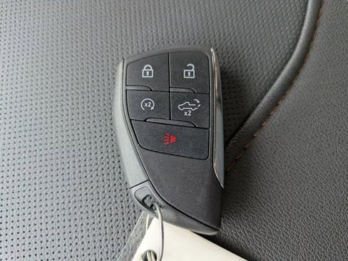 Used 2026 GMC Sierra 2500 AT4 w/ AT4 Premium Plus Package image 34