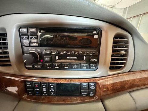 Used 2001 Buick Le Sabre Limited FWD image 33
