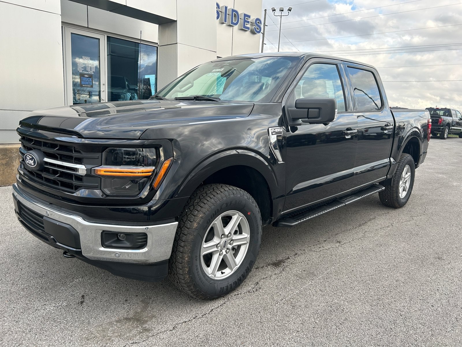 New 2026 Ford F150 XLT w/ Equipment Group 302A MID AWD/4WD image 1