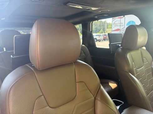 Used 2021 Kia Telluride SX w/ SX Prestige Package AWD/4WD image 30