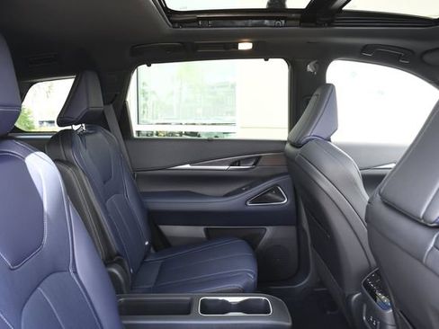 New 2026 INFINITI QX60 Sport w/ Dark Cargo Package AWD/4WD image 31
