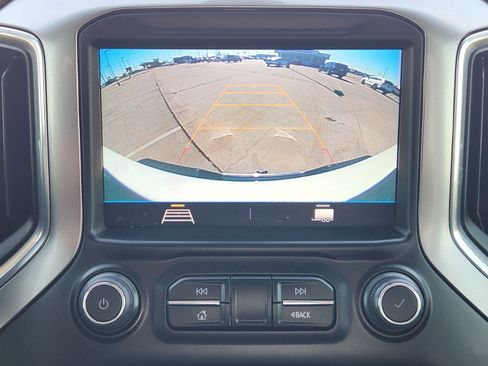 Used 2023 Chevrolet Silverado 2500 LT w/ Convenience Package image 18