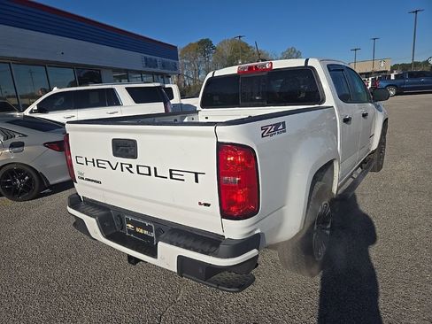 Used 2022 Chevrolet Colorado Z71 image 4