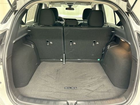 Certified 2023 Nissan Kicks SR image 8