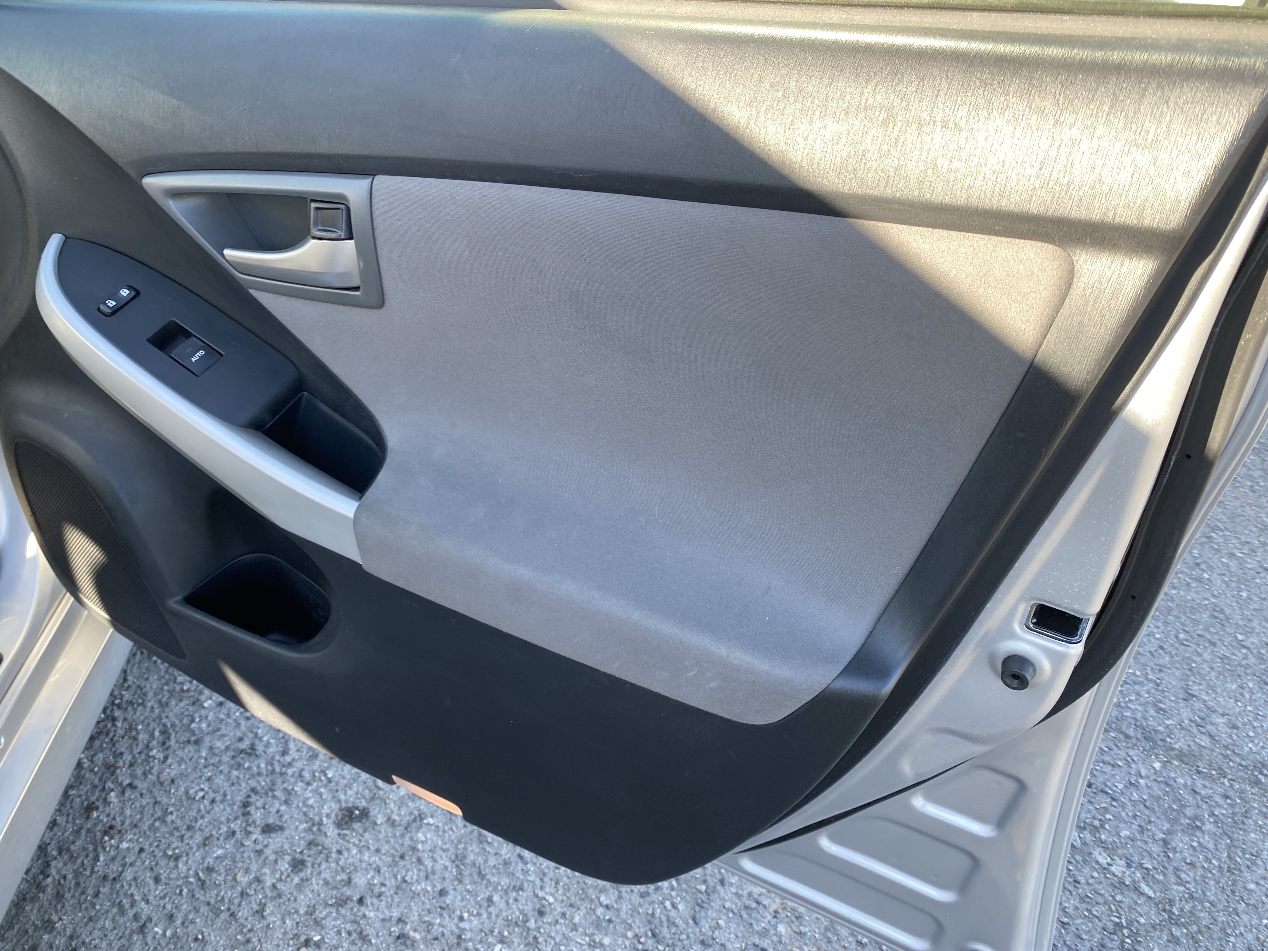 Used 2015 Toyota Prius Two FWD image 22