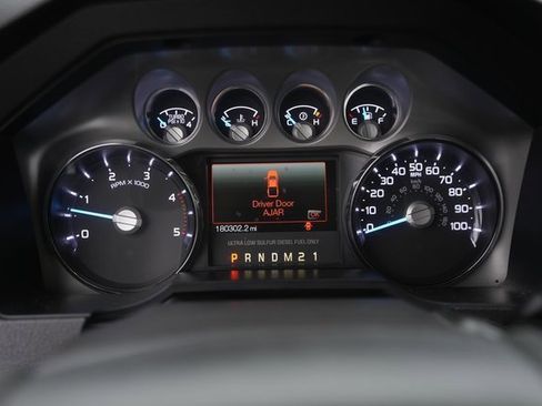 Used 2013 Ford F250 Lariat w/ Lariat Interior Pkg image 24