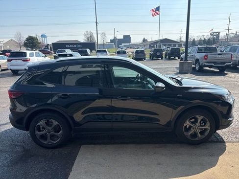 Used 2025 Ford Escape ST-Line Select AWD/4WD image 8