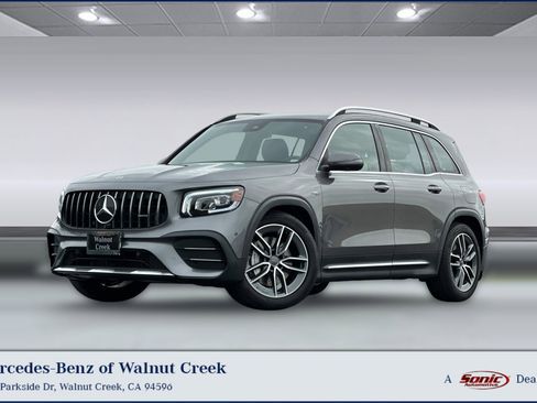Used 2022 Mercedes-Benz GLB 35 AMG 4MATIC image 1