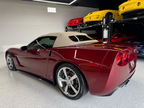 Used 2006 Chevrolet Corvette Convertible w/ Preferred Equipment Group RWD image 24