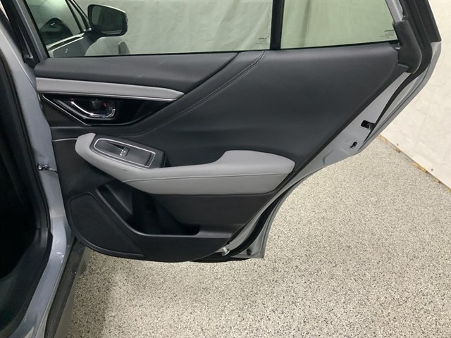 Used 2023 Subaru Outback Limited AWD/4WD image 22