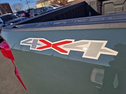 Used 2025 Chevrolet Silverado 1500 LT w/ Leather Package image 10