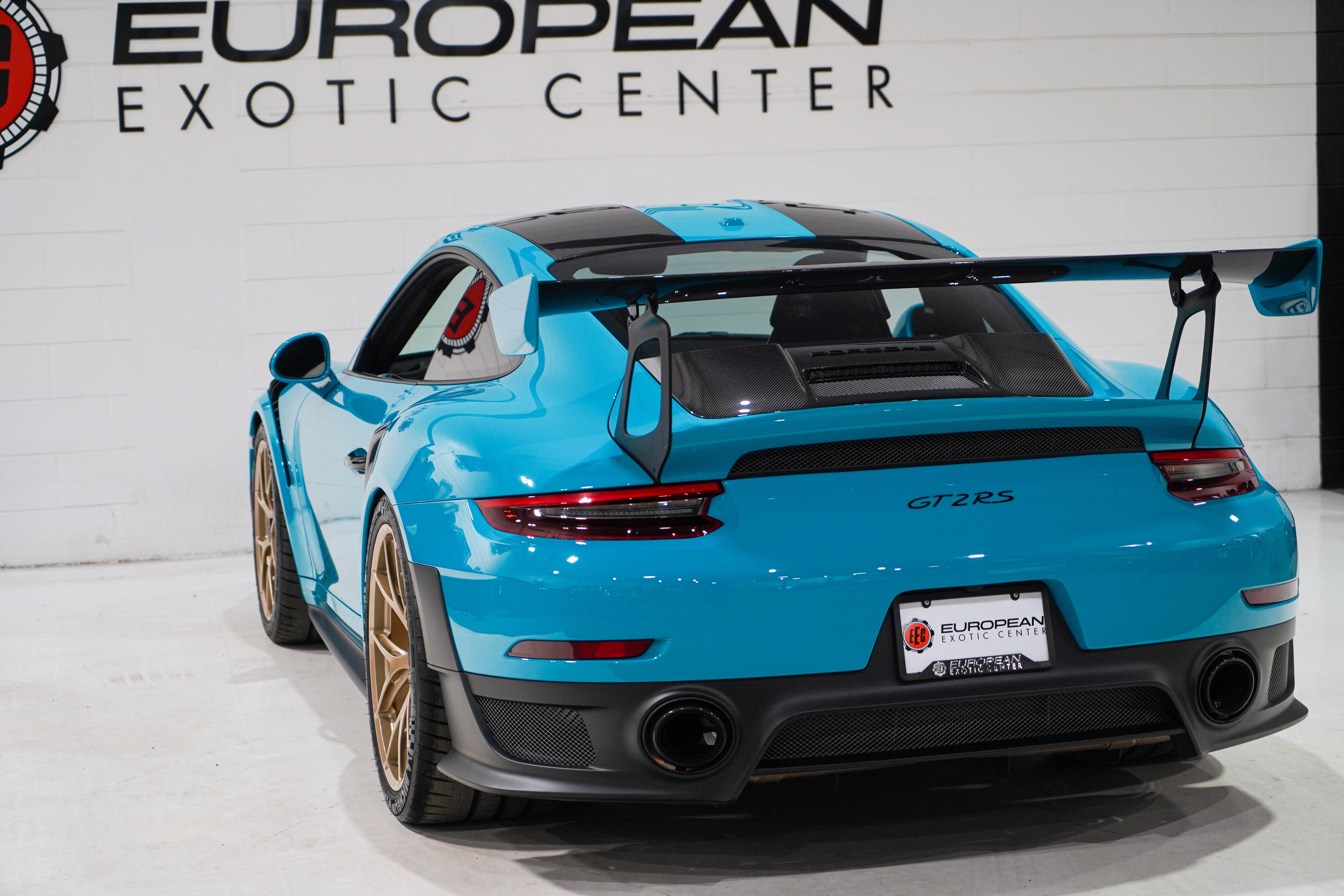 Used 2018 Porsche 911 GT2 RS RWD image 38