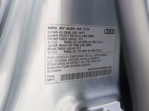 Used 2025 Audi Q8 Prestige AWD/4WD image 46