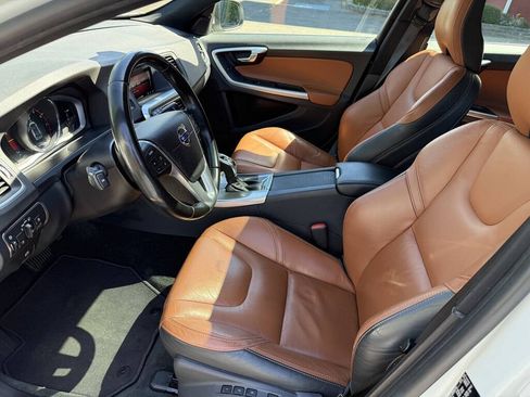 Used 2015 Volvo V60 T5 Premier AWD/4WD image 16