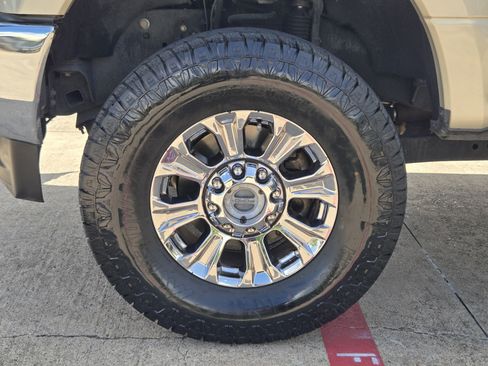 Certified 2018 Ford F250 XLT w/ XLT Premium Package AWD/4WD image 7