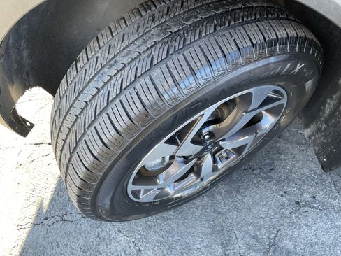 Used 2020 Kia Sportage LX image 10