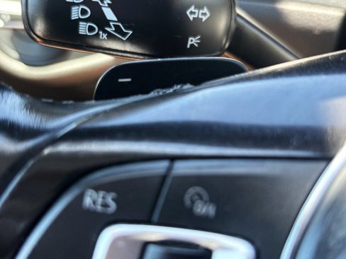 Used 2016 Volkswagen Golf SE FWD image 26