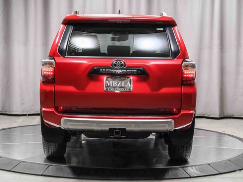 Used 2023 Toyota 4Runner TRD Off-Road Premium w/ Moonroof Package AWD/4WD image 3