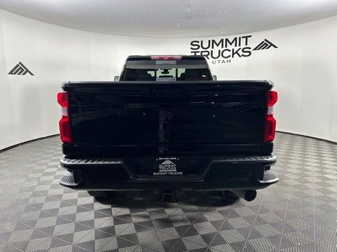 Used 2023 Chevrolet Silverado 3500 High Country AWD/4WD image 12