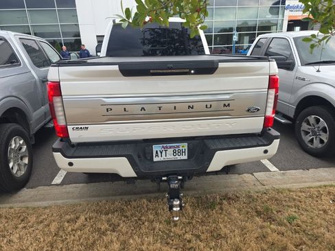 Used 2019 Ford F250 Platinum w/ Platinum Ultimate Package image 8