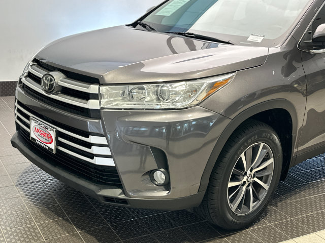 Used 2019 Toyota Highlander XLE AWD/4WD image 7