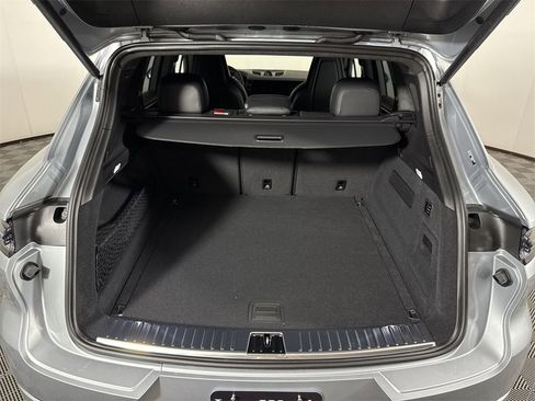 New 2025 Porsche Cayenne GTS image 20