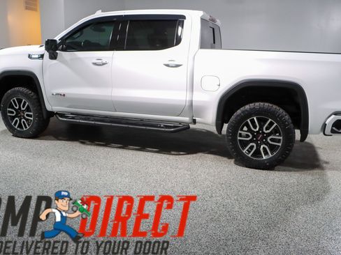 Used 2023 GMC Sierra 1500 AT4 w/ AT4 Premium Package image 11