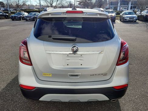 Used 2019 Buick Encore Sport Touring image 5