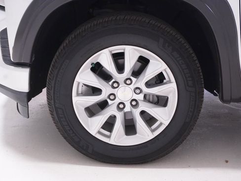 Used 2019 Chevrolet Silverado 1500 Custom w/ Infotainment Package image 9