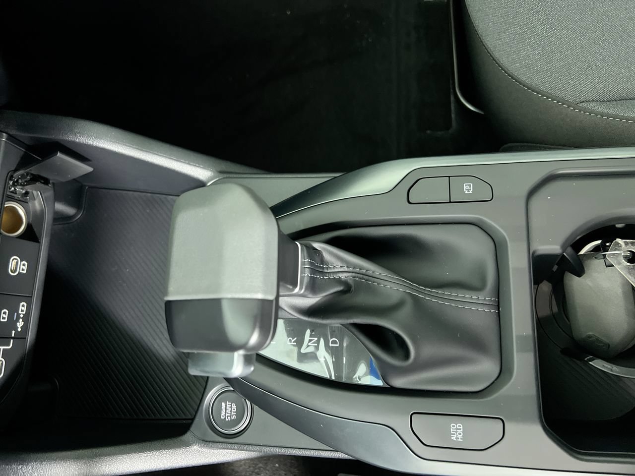 New 2026 Kia K4 FWD image 22