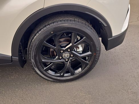 Certified 2021 Toyota C-HR Nightshade image 11